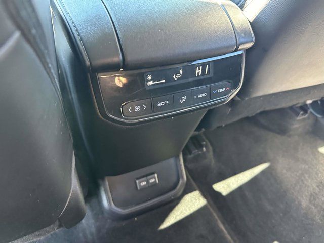 2023 Toyota Highlander XLE 2023 Toyota Highlander XLE
