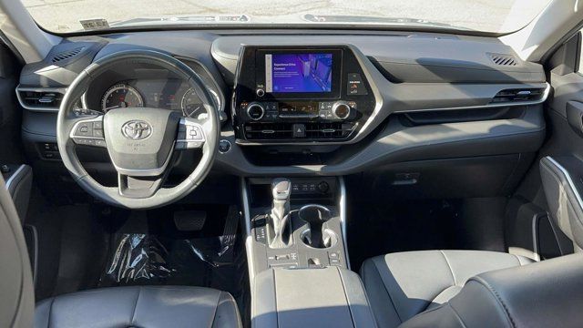 2023 Toyota Highlander XLE 2023 Toyota Highlander XLE