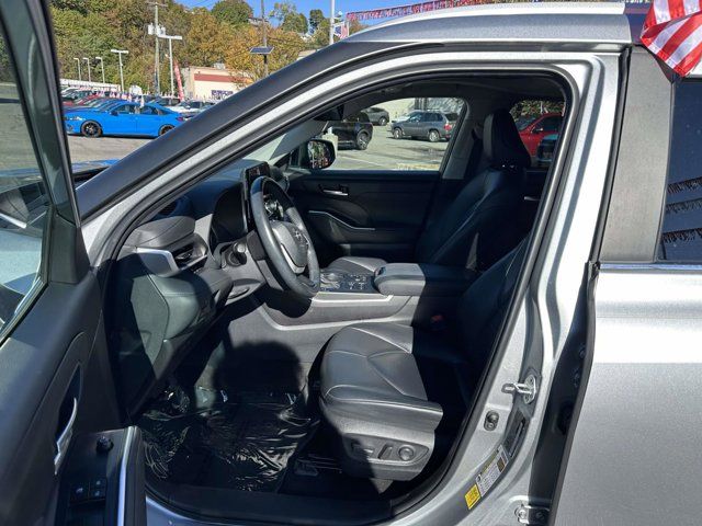 2023 Toyota Highlander XLE 2023 Toyota Highlander XLE