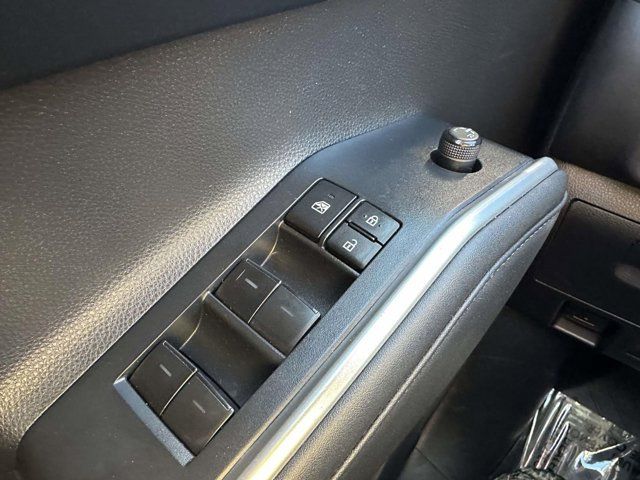 2023 Toyota Highlander XLE 2023 Toyota Highlander XLE