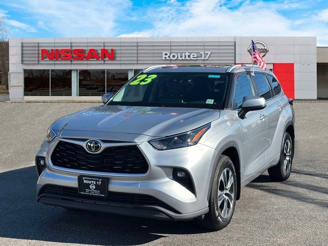 2023 Toyota Highlander XLE 2023 Toyota Highlander XLE