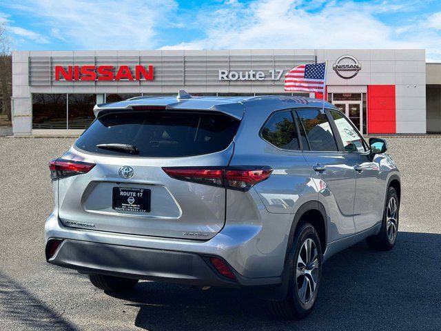 2023 Toyota Highlander XLE 2023 Toyota Highlander XLE