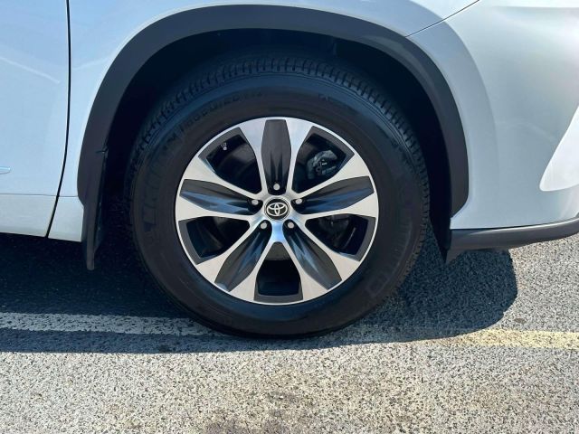 2023 Toyota Highlander L AWD (Natl)