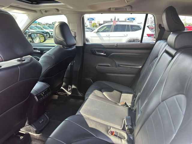 2023 Toyota Highlander L AWD (Natl)