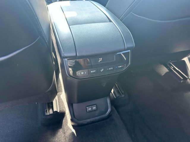 2023 Toyota Highlander L AWD (Natl)