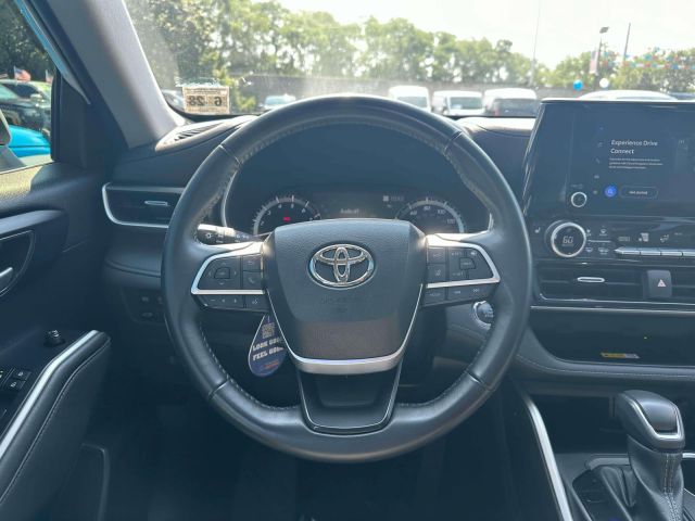 2023 Toyota Highlander L AWD (Natl)