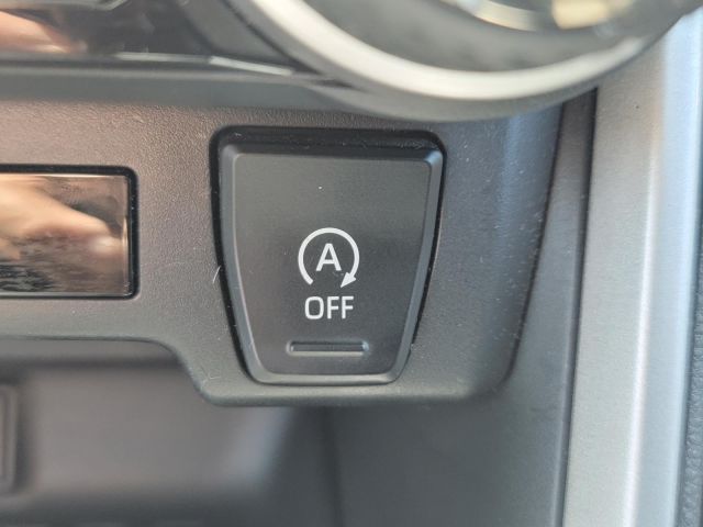 2023 Toyota RAV4 XLE AWD (Natl)