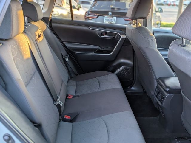 2023 Toyota RAV4 XLE 2023 Toyota RAV4 XLE