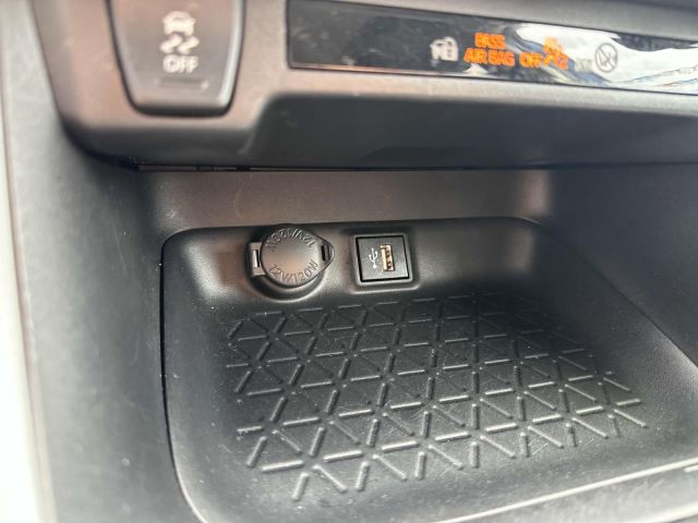 2023 Toyota RAV4 XLE AWD (Natl)
