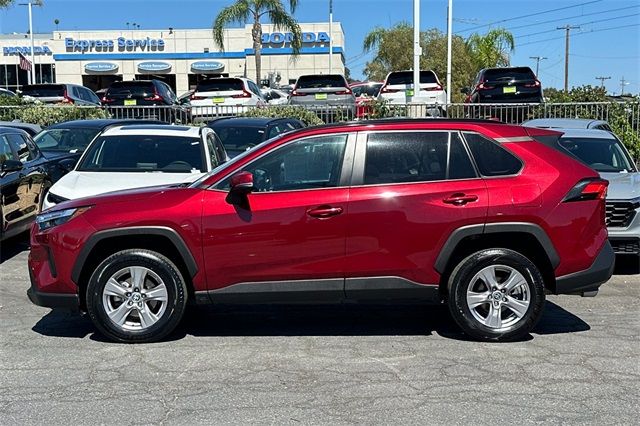 2023 Toyota RAV4 XLE 2023 Toyota RAV4 XLE