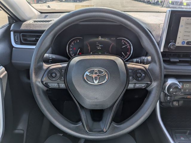 2023 Toyota RAV4 XLE 2023 Toyota RAV4 XLE