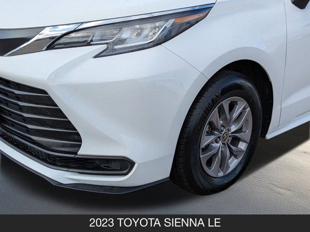 2023 Toyota Sienna LE 2023 Toyota Sienna LE
