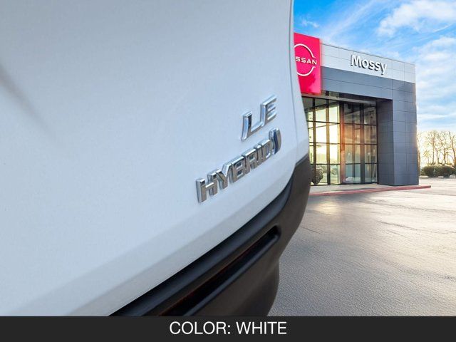 2023 Toyota Sienna LE 2023 Toyota Sienna LE