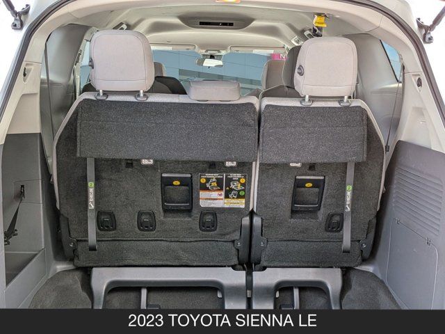 2023 Toyota Sienna LE 2023 Toyota Sienna LE