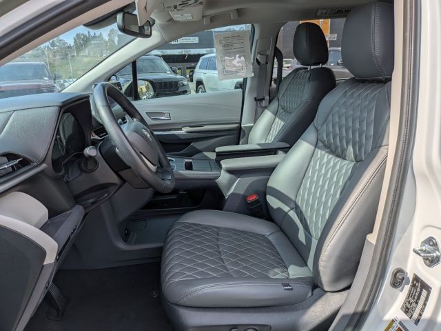 2023 Toyota Sienna XLE 2023 Toyota Sienna XLE