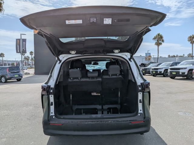 2023 Toyota Sienna XLE 2023 Toyota Sienna XLE