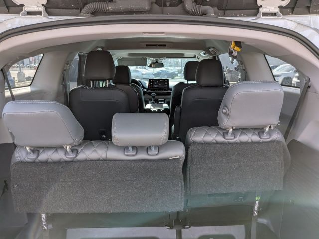 2023 Toyota Sienna XLE 2023 Toyota Sienna XLE