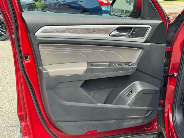 2023 Volkswagen Atlas Cross Sport 3.6L V6 SE w/Technology 4MOTION