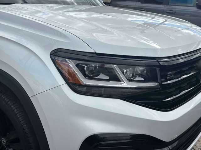 2023 Volkswagen Atlas Cross Sport 2.0T SEL R-Line Black