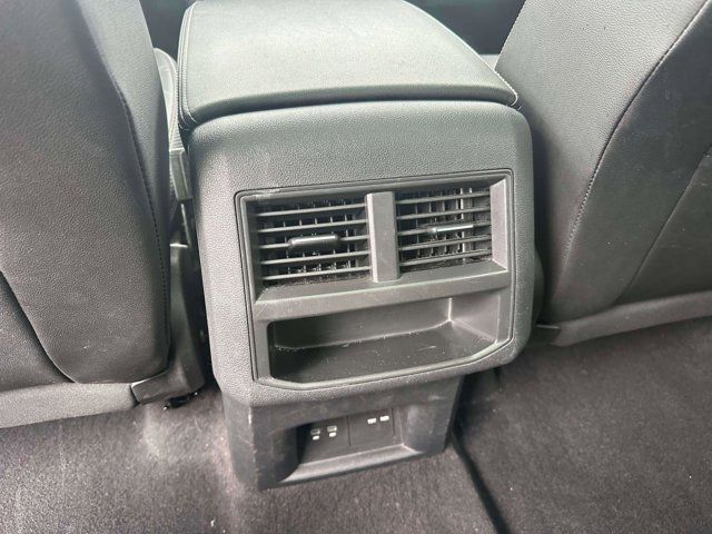 2023 Volkswagen Atlas Cross Sport 2.0T SEL R-Line Black