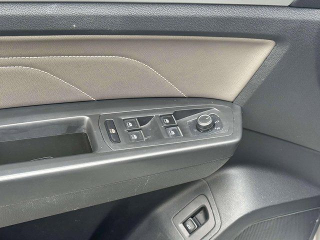 2023 Volkswagen Atlas Cross Sport 2.0T SEL R-Line Black