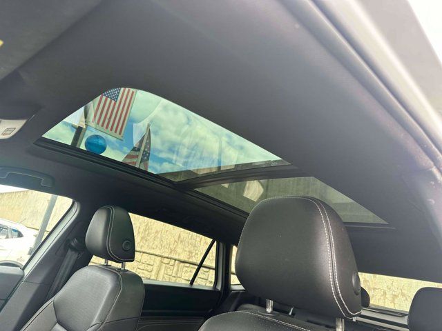 2023 Volkswagen Atlas Cross Sport 2.0T SEL R-Line Black