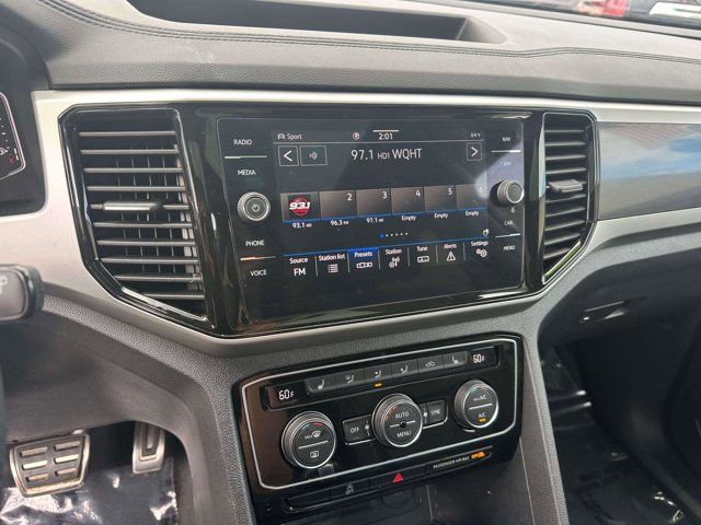 2023 Volkswagen Atlas Cross Sport 2.0T SEL R-Line Black