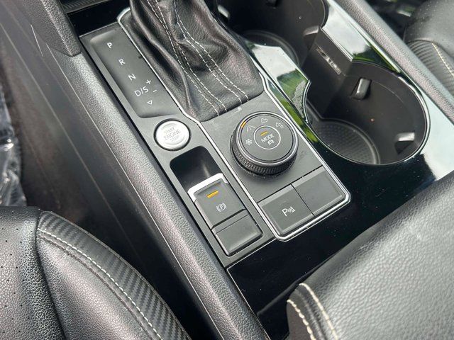 2023 Volkswagen Atlas Cross Sport 2.0T SEL R-Line Black