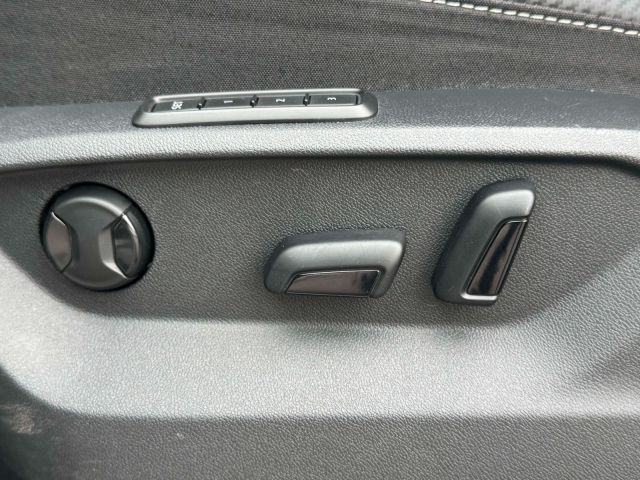 2023 Volkswagen Atlas Cross Sport 3.6L V6 SEL 4MOTION 2023 Volkswagen Atlas Cross Sport 3.6L V6 SEL 4MOTION