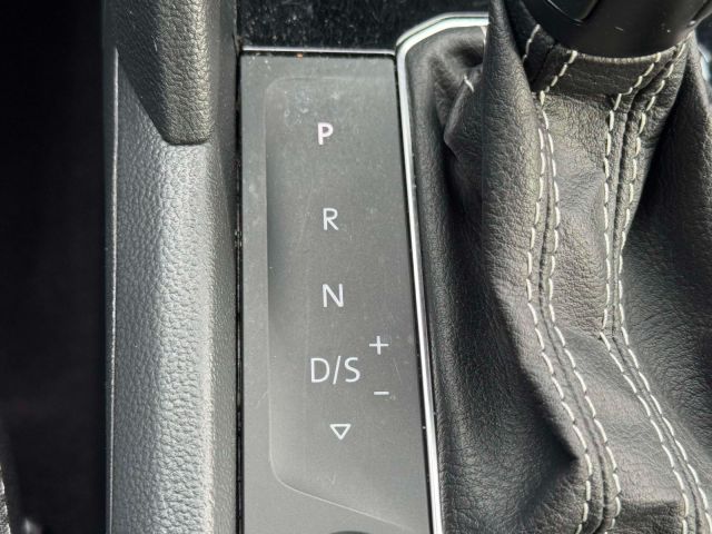 2023 Volkswagen Atlas Cross Sport 3.6L V6 SEL 4MOTION 2023 Volkswagen Atlas Cross Sport 3.6L V6 SEL 4MOTION