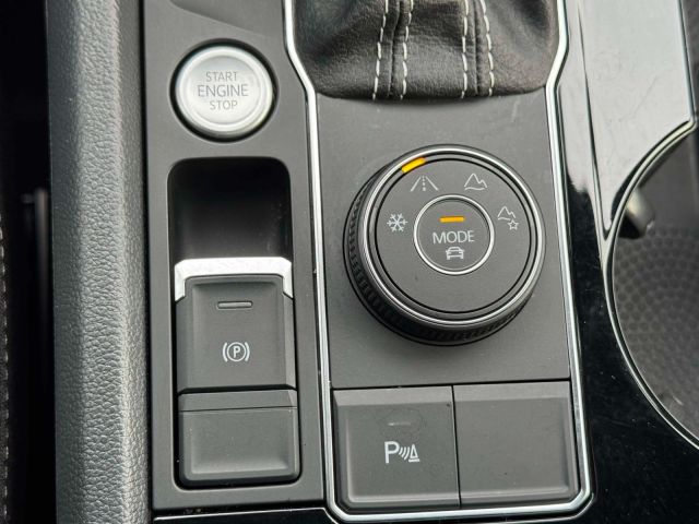 2023 Volkswagen Atlas Cross Sport 3.6L V6 SEL 4MOTION 2023 Volkswagen Atlas Cross Sport 3.6L V6 SEL 4MOTION