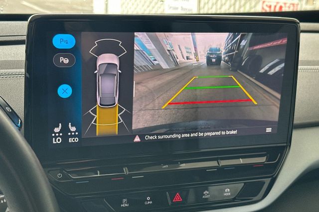 2023 Volkswagen ID.4 Pro