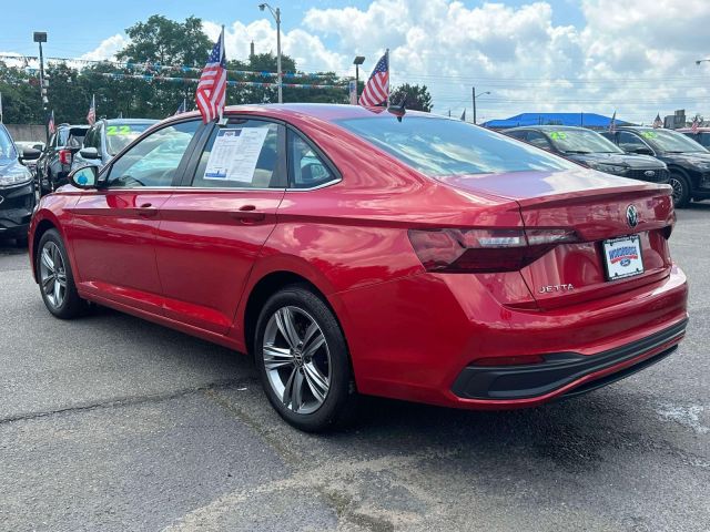 2023 Volkswagen Jetta SE Auto