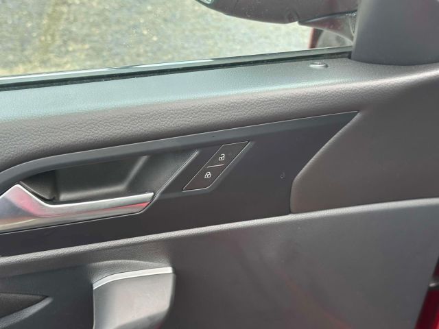 2023 Volkswagen Jetta SE Auto