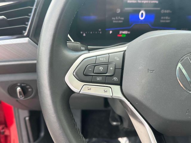 2023 Volkswagen Jetta SE Auto