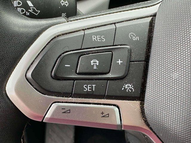 2023 Volkswagen Taos SEL