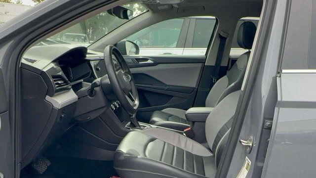 2023 Volkswagen Taos SEL