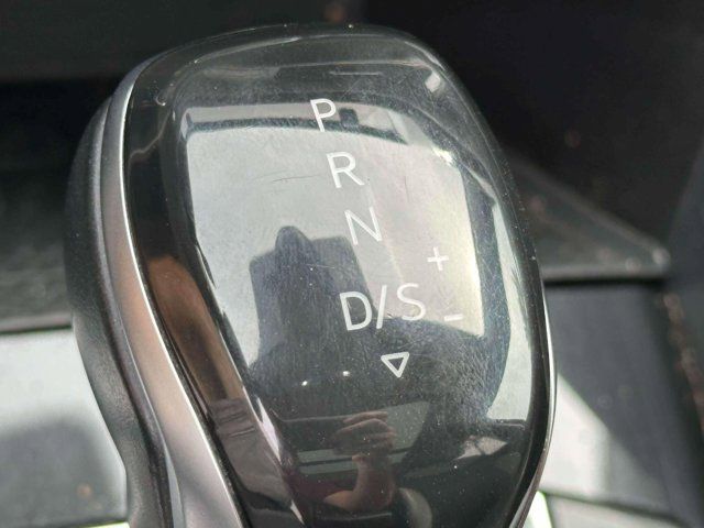 2023 Volkswagen Taos SEL