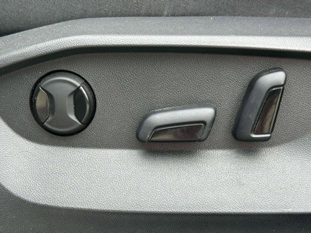 2023 Volkswagen Taos SEL