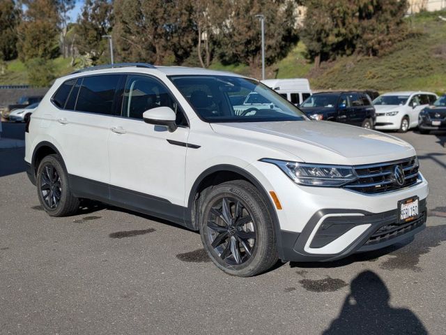 2023 Volkswagen Tiguan 2.0T SE