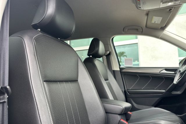 2023 Volkswagen Tiguan 2.0T SE 2023 Volkswagen Tiguan 2.0T SE