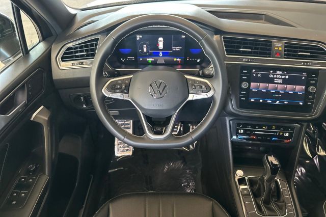 2023 Volkswagen Tiguan 2.0T SE R-Line Black