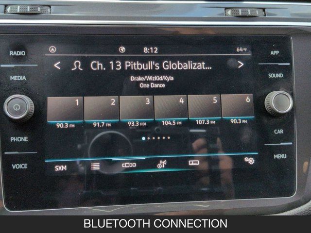 2023 Volkswagen Tiguan SE R-Line Black