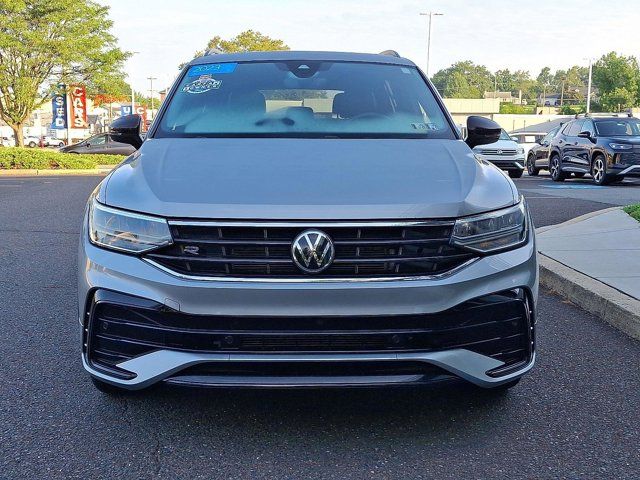 2023 Volkswagen Tiguan SE R-Line Black