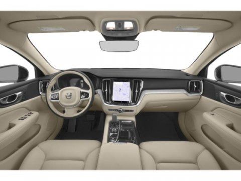 2023 Volvo S60 Recharge Plug-In Hybrid Plus Dark Theme