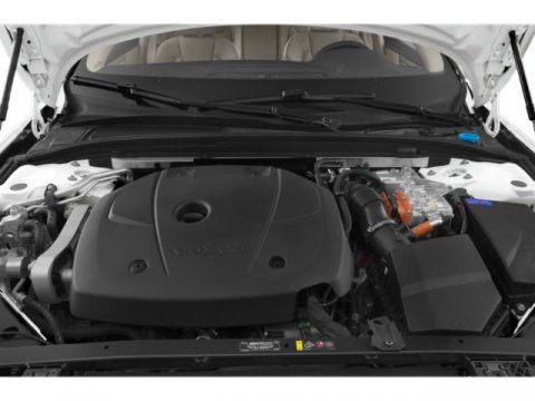 2023 Volvo S60 Recharge Plug-In Hybrid Plus Dark Theme