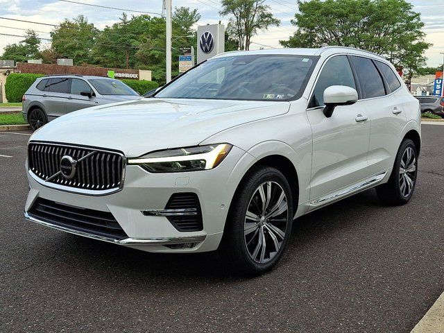 2023 Volvo XC60 Plus Bright Theme