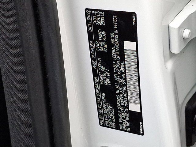 2023 Volvo XC60 Plus Bright Theme