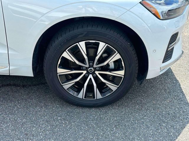 2023 Volvo XC60 B5 AWD Plus Bright Theme