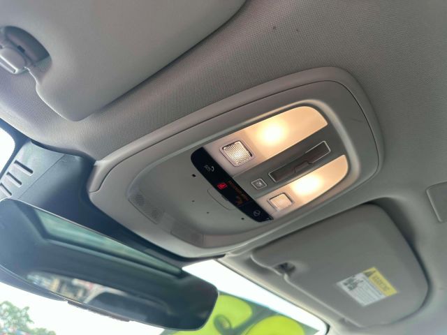 2023 Volvo XC60 B5 AWD Plus Bright Theme